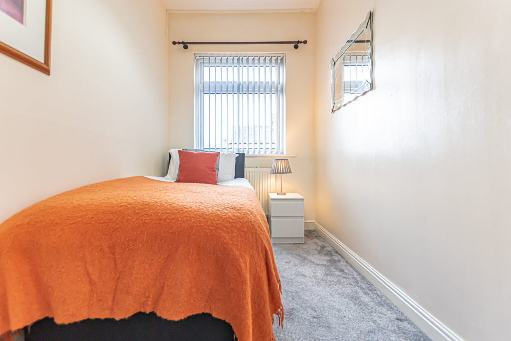 Briscoe Bedroom B 4